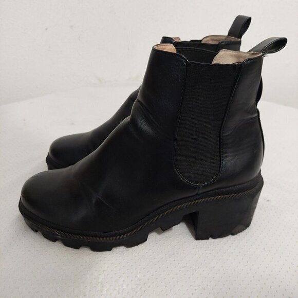 Steve Madden Black Chunky Platform Ankle Boots Leather Stretch Lug Sole Size 9M - Picture 1 of 9